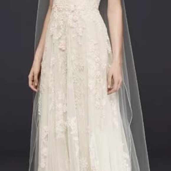 A-Line Wedding Dress, Off-white, 14/16